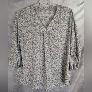 Youtalia XXL Floral Blouse With Roll Up Sleeves